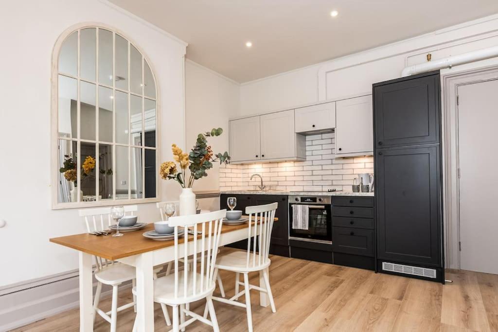 3 Castle Mews Apartment Salisbury Ngoại thất bức ảnh
